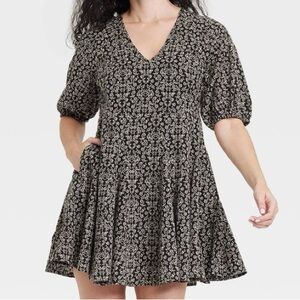 Universal Thread Black and White Floral Dress